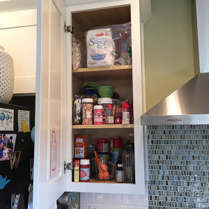 Organize and arrange your Kitchen Cabinets and Drawers