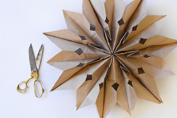 paper-bag-stars-delineate-your-dwelling