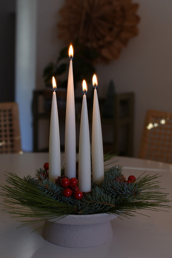 Foraged DIY Advent Wreath - Delineate Your Dwelling