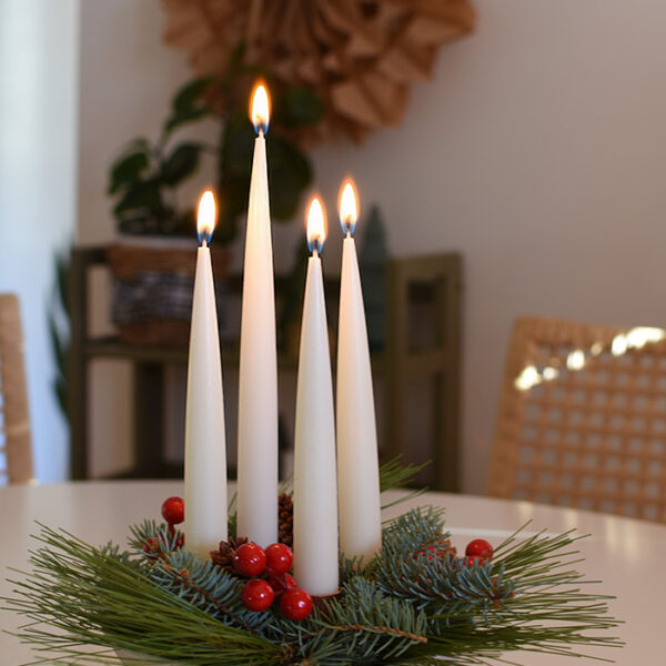 Foraged DIY Advent Wreath - Delineate Your Dwelling